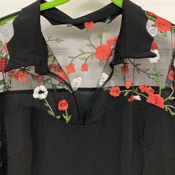 Size XXXL cocktail dress. Black with sheer embroidery shoulders & sleeves - Picture 4 of 10